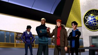 Young Justice S01E25 Usual Suspects 1080p (1)